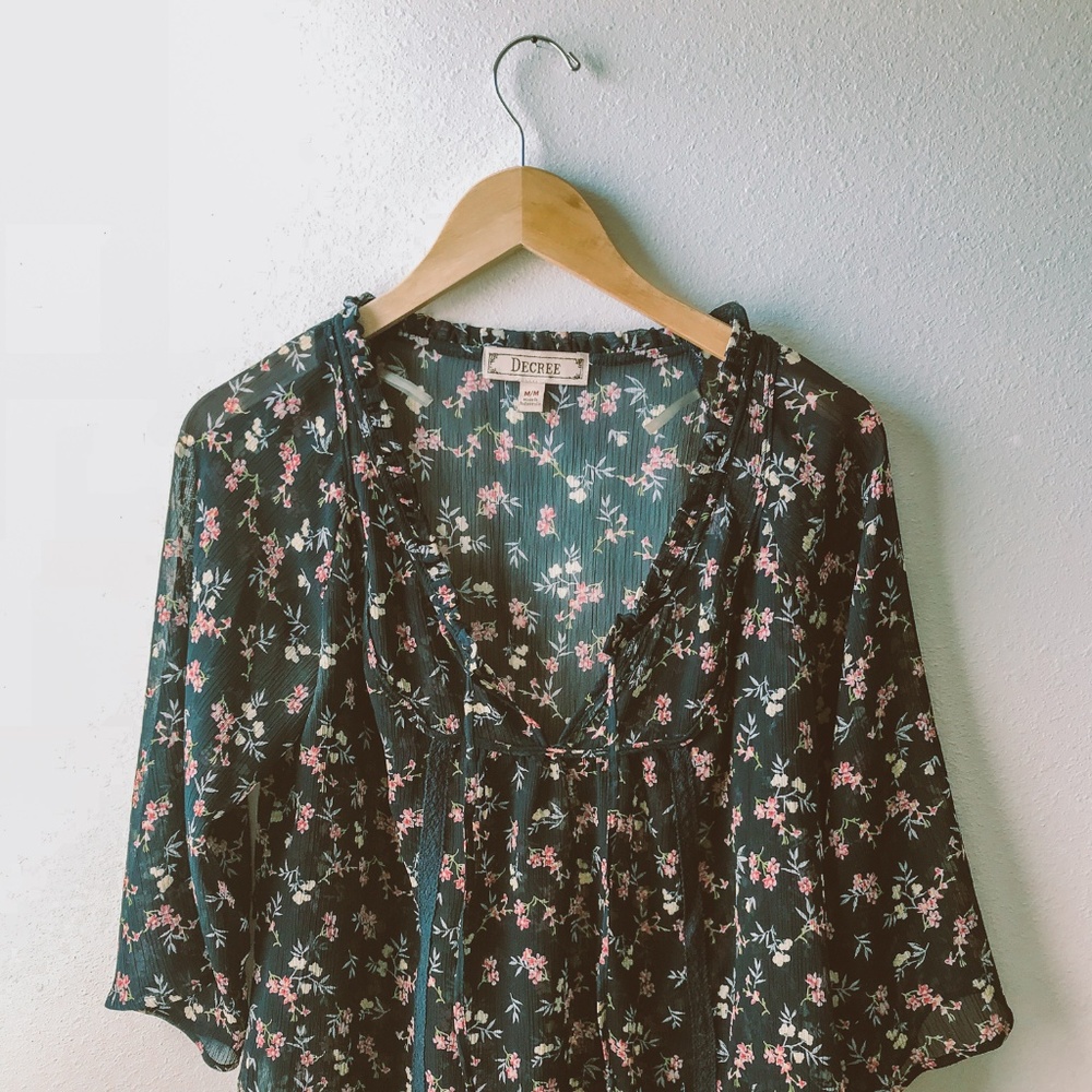 DeCree Blue Floral Blouse